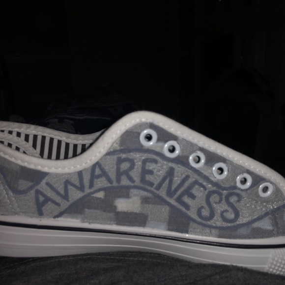 Meet your Posher, Sherry - Picture 7 of 9